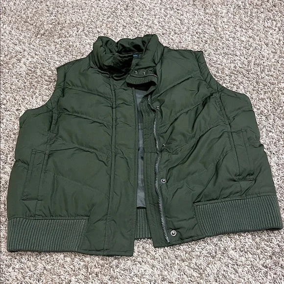 GAP Vest - Picture 3 of 8